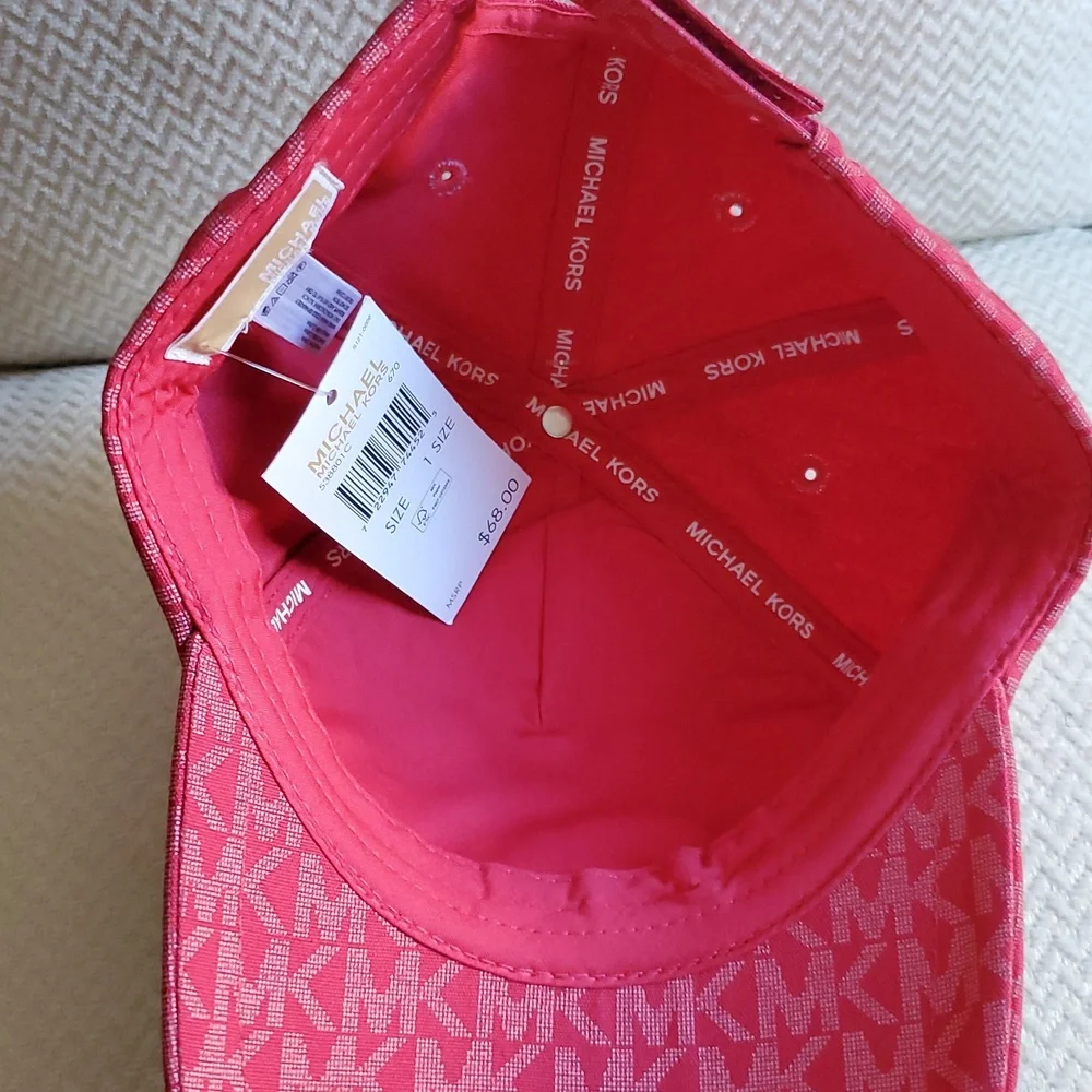 MICHEAL Micheal Kors Signature Logo Cap - Picture 5 of 10